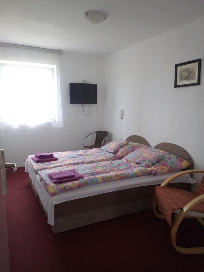 Vizparti Apartmanok Сантод Экстерьер фото